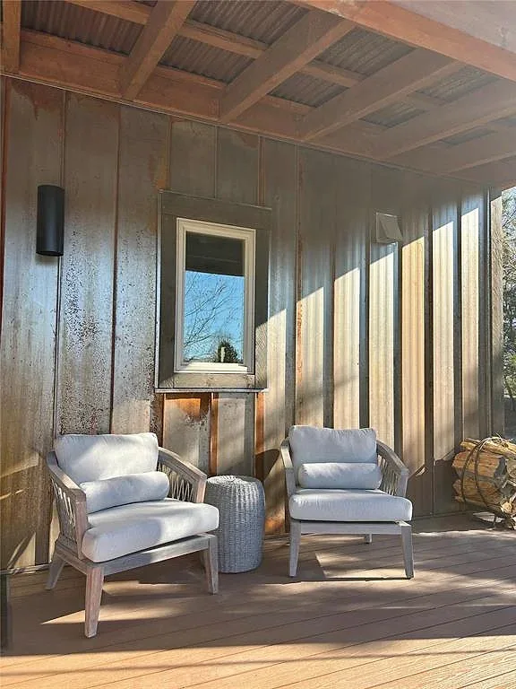 Cottage living in the Wilderness Club golf community 3 of 16