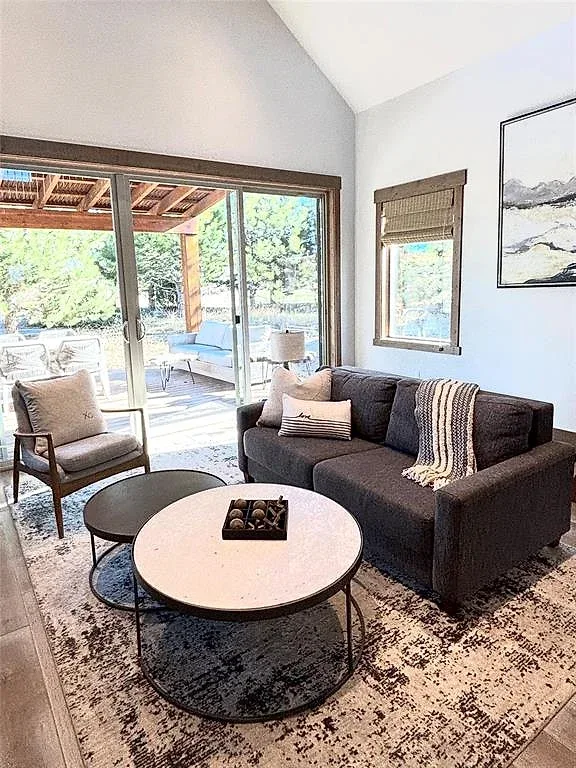 Cottage living in the Wilderness Club golf community 4 of 16