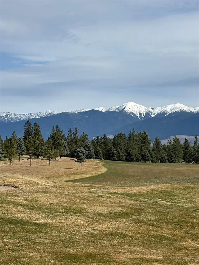 Build your dream home at the Wilderness Club