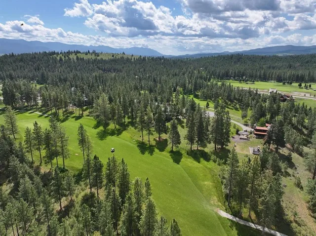 Golf resort lot off the 9th hole at the Wilderness Club 8 of 16
